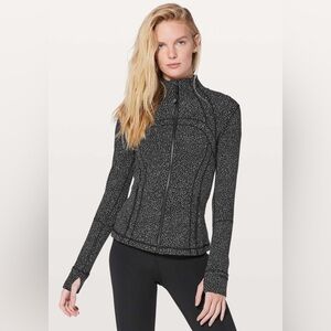 NWOT Lululemon Define Jacket- Size 6